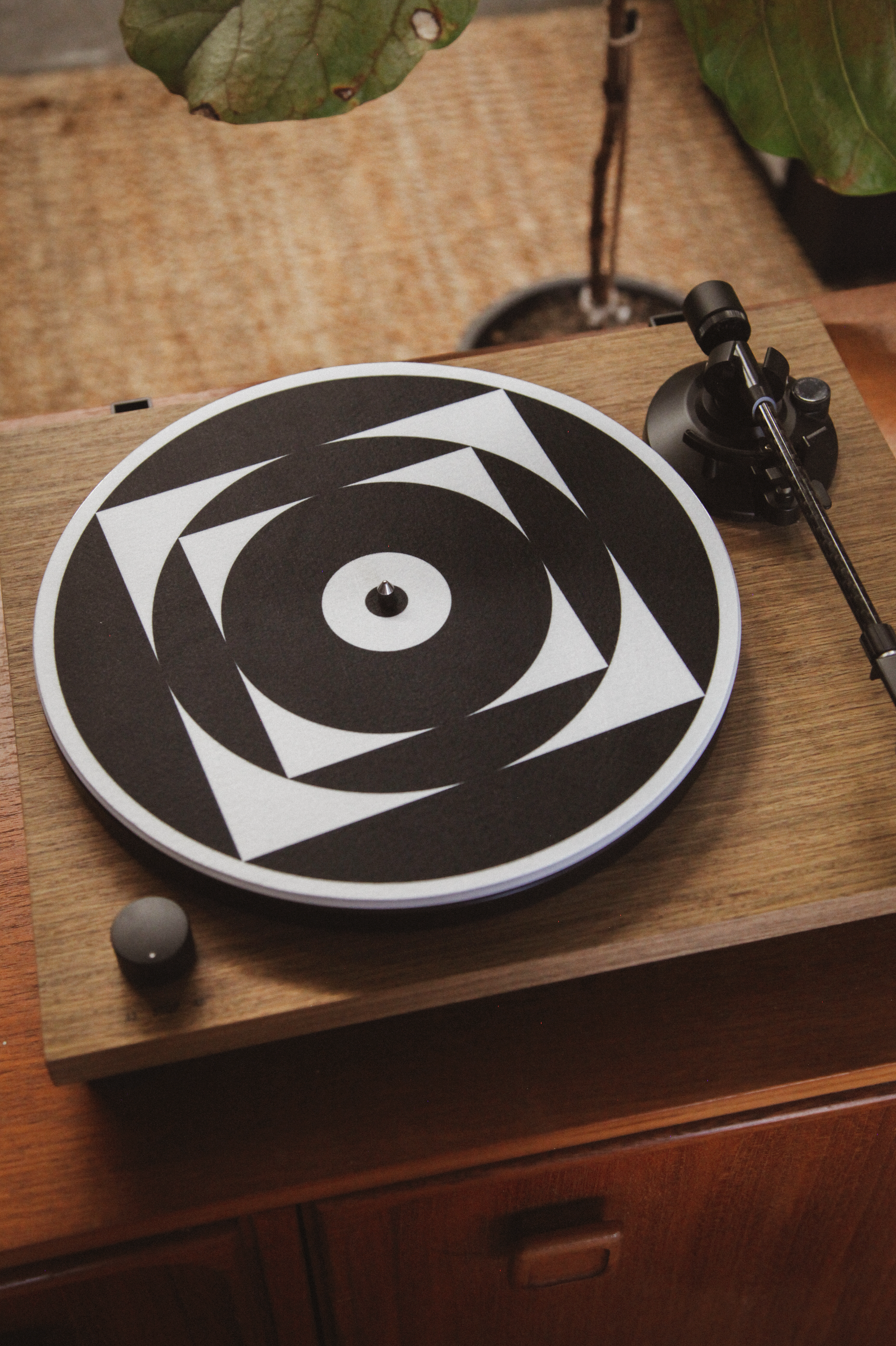 IMPRESSED FELT SLIPMAT