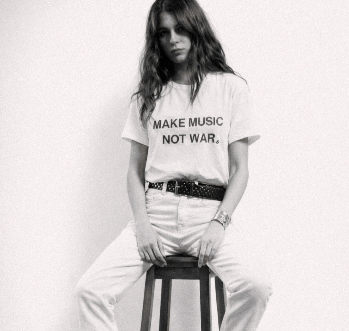 Limited Edition Impressed TEE - IMPM006 WHITE 'MAKE MUSIC NOT WAR'