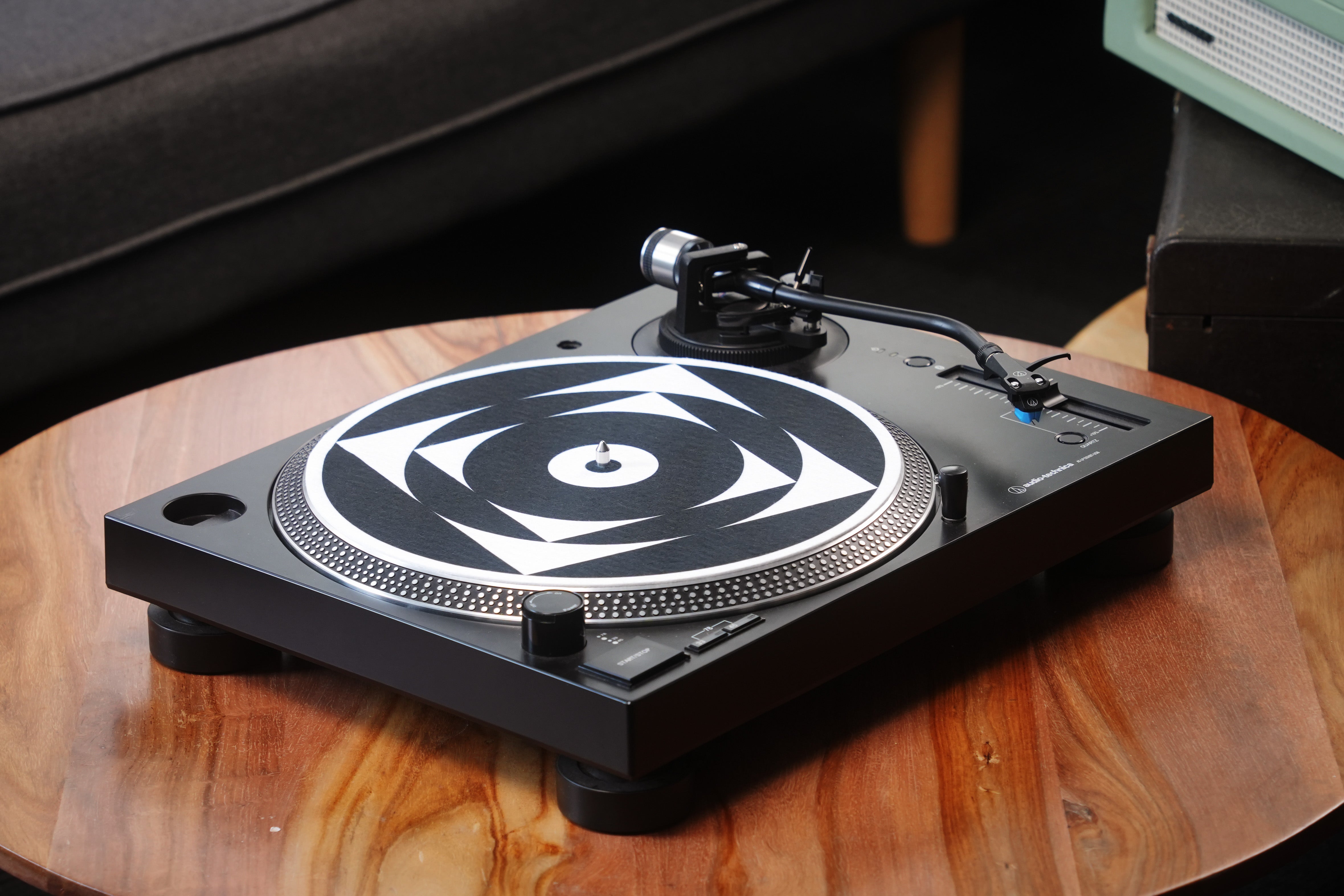 IMPRESSED FELT SLIPMAT